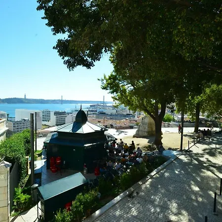 Cosy Bica Apartman Lisboa
